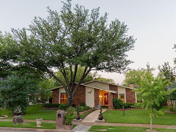 2nd image of 3130 Pamela Pl