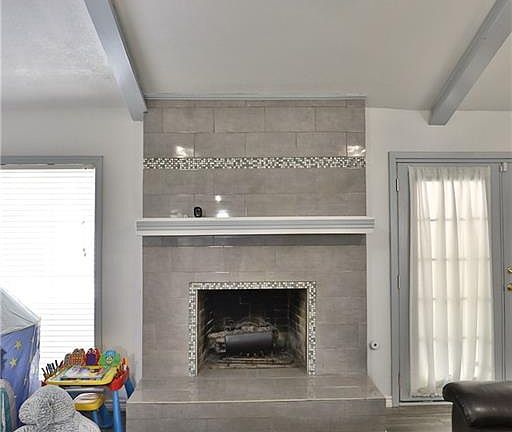 5th image of 4449 Flintrock Dr