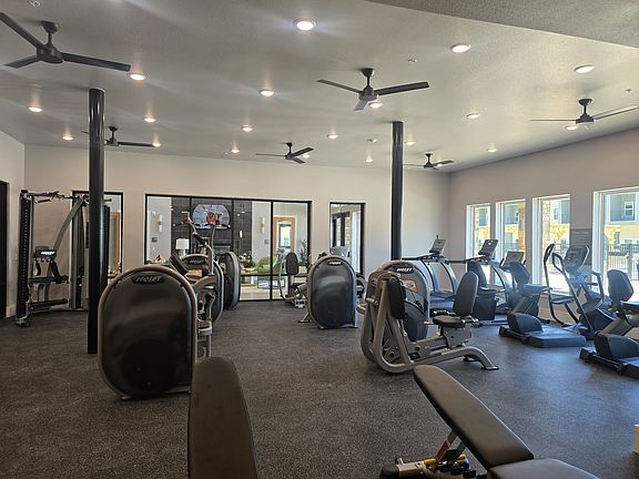 4th image of 4000 N San Antonio St #1B-1Ba-713Sqft