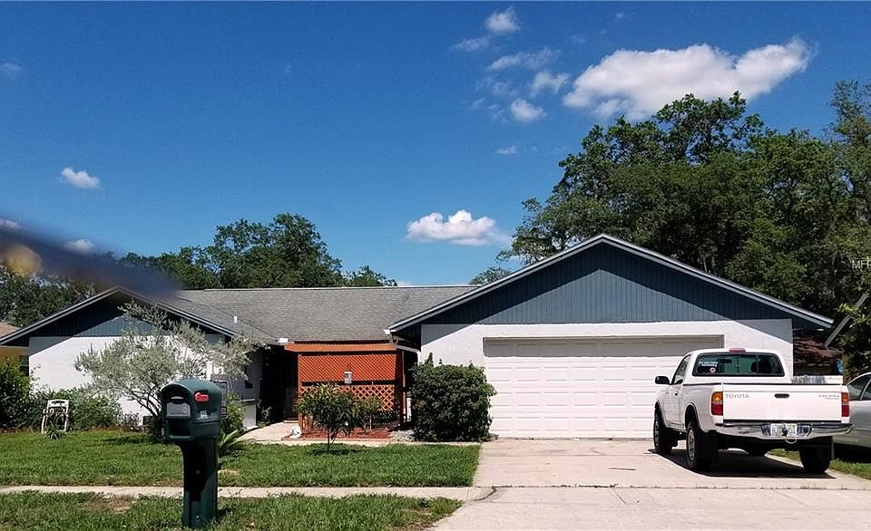 1st image of 106 Foxwood Dr