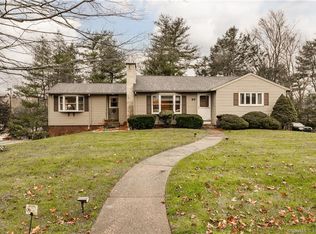 89 Warren St, Cheshire, CT 06410