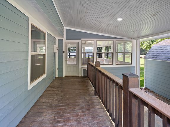 3rd image of 224 Miller Rd