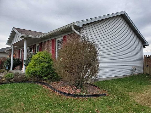 5th image of 6121 Holly Berry Dr