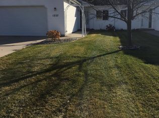 1337 32nd St S, Moorhead, MN 56560