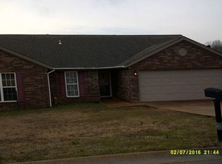 5817 Newcastle Dr, Jonesboro, AR 72405