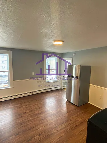 248 Park St Photo 1