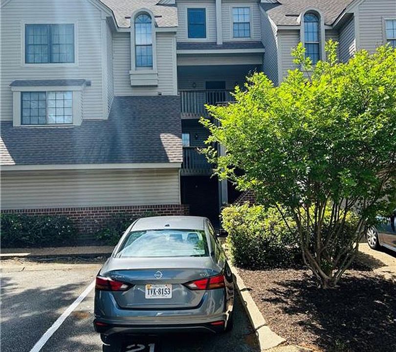 1st image of 742 Brookside Dr APT 201