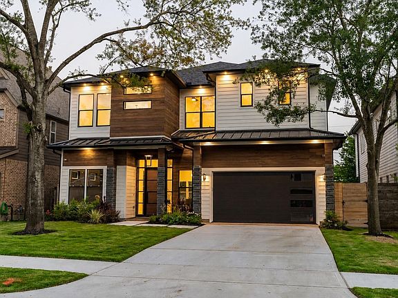 2nd image of 1733 Du Barry Ln