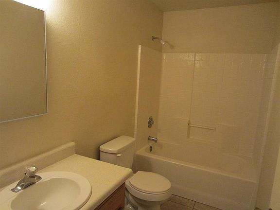 5th image of 1820 E Kennedy Ln