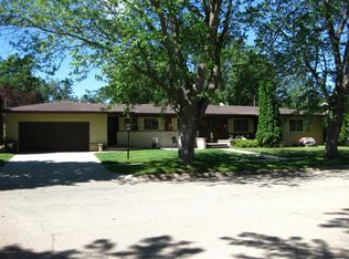 433 5th St SW, Perham, MN 56573