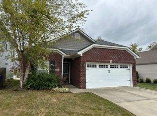 1913 Falling Leaves Ln, Lexington, KY 40509