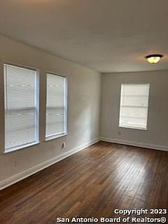 4th image of 519 Walton Ave