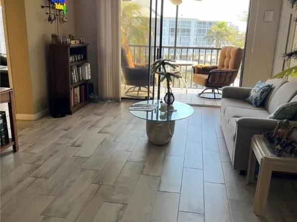 7327 Estero Blvd #307, Fort Myers Beach, FL 33931