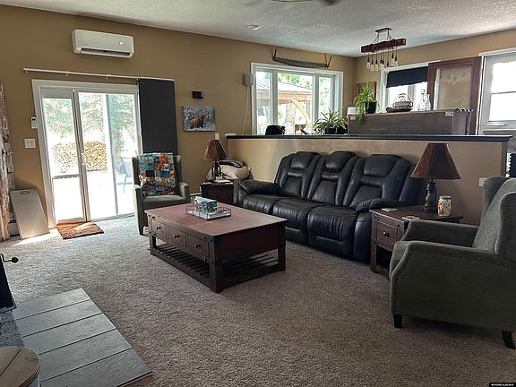3rd image of 3 Quartz Rd