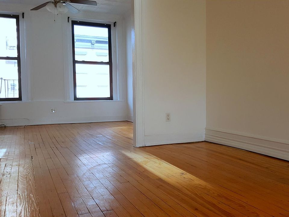 1st image of 46 Woodhull St APT 3