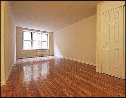 1st image of 3324 Parsons Blvd APT 1D