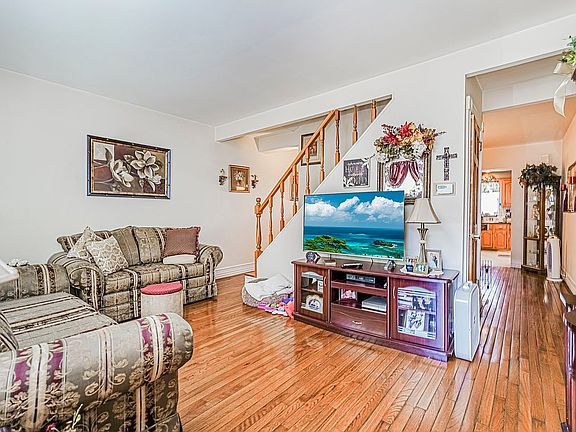 4th image of 1139 76th St