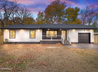 75 Ohio Ave, Middletown, NJ 07748