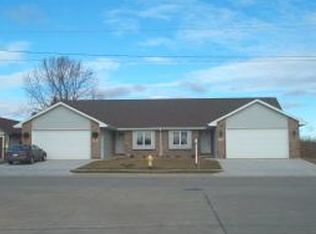 522 Elm Dr, Little Chute, WI 54140