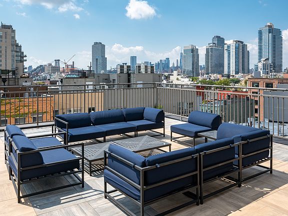 5th image of 139 N 10th St APT 5D