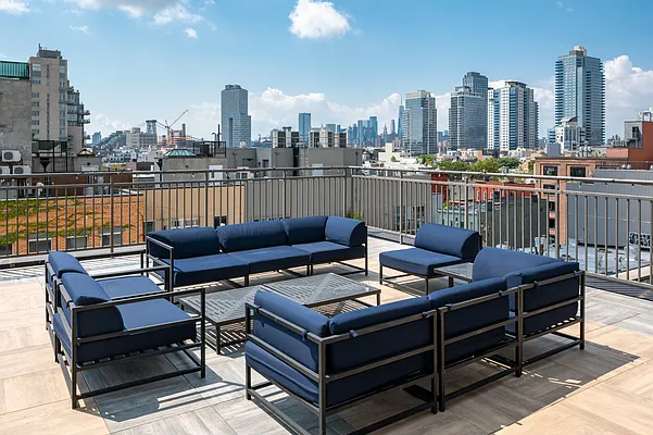 Rented by Compass | media 13