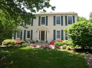 3606 Irish Moss Ct, Fairfax, VA 22033