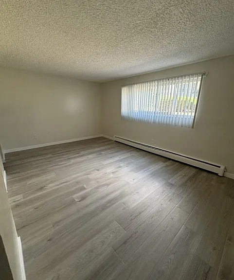 1x1 - Living Room