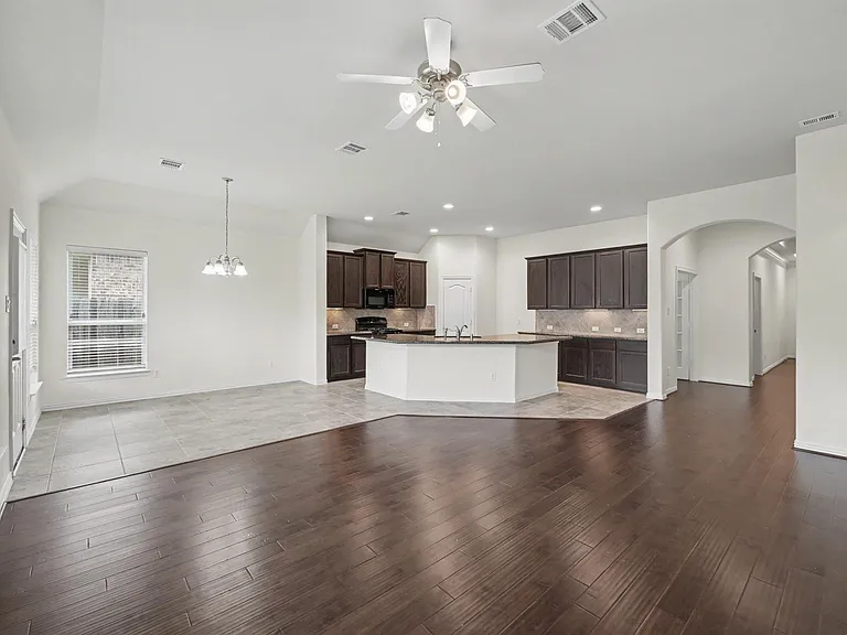 21327 Somerset Shores Xing — Photo 9