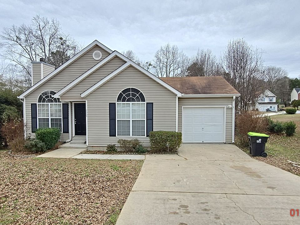 1st image of 2669 Deann Dr