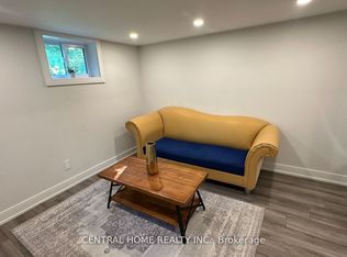139 Maurice Ct, Newmarket, ON L3Y 2W1