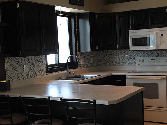 5th image of 2280 1st Ave NE