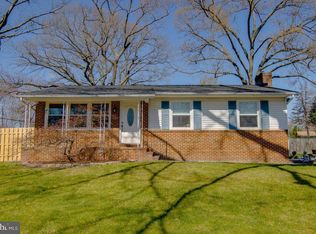 1237 Hillcreek Rd, Pasadena, MD 21122