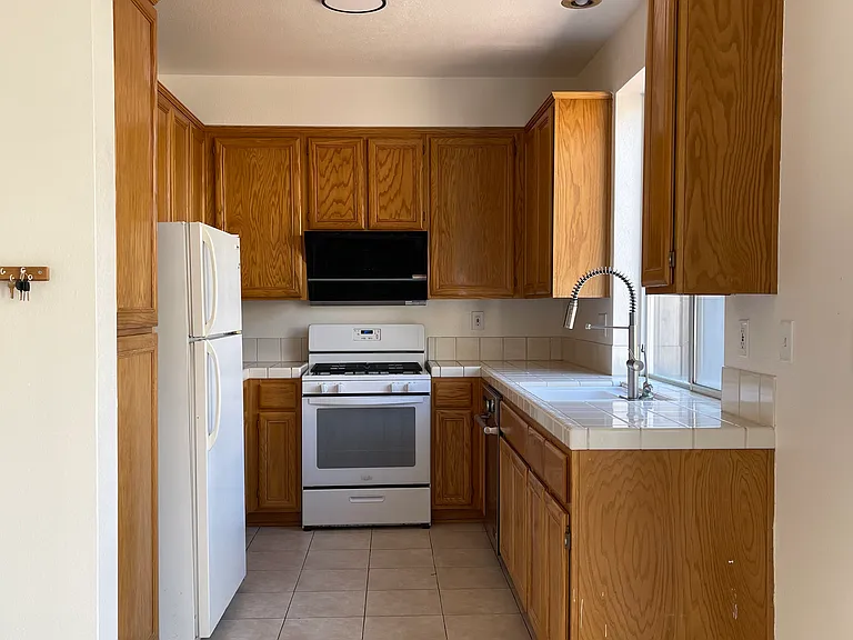 258 Preservation Dr — Photo 3