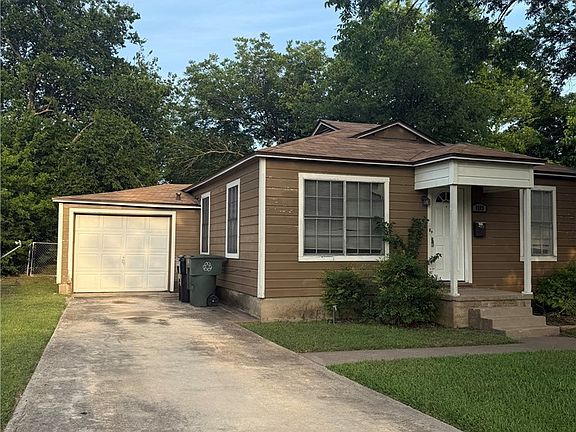 2nd image of 1103 S 49th St