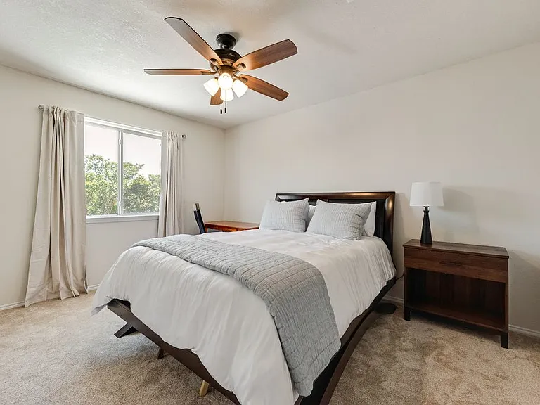 1421 Laurel Hall Ln — Photo 17