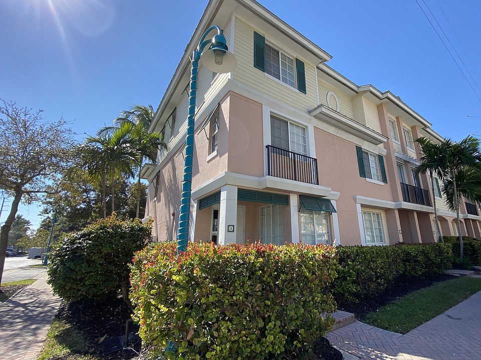 1st image of 240 NE 2nd St #6-A