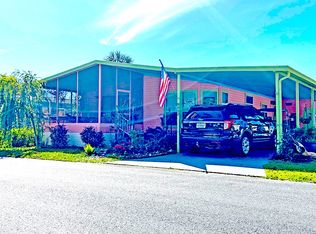 8842 W Forest View Dr, Homosassa, FL 34448