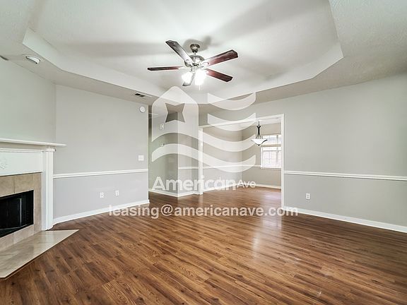 1659509_004_wm_-_living_room_13481520.jpg