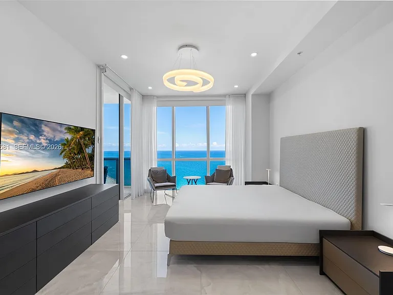 18201 Collins Ave #4606 — Photo 12