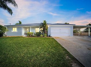 613 Kingston Ct, Apollo Beach, FL 33572