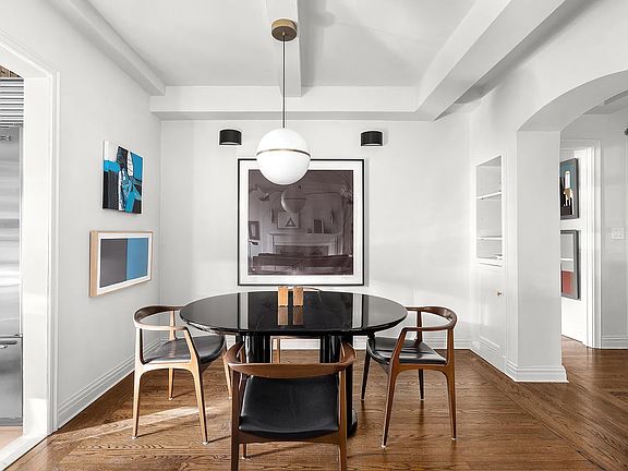 4th image of 340 W 57th St APT 14A