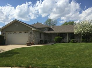 1106 Jennifer Ct, Lockport, IL 60441