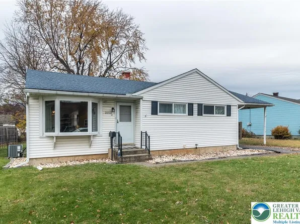 2152 Blossom Ln, Bethlehem, PA 18018