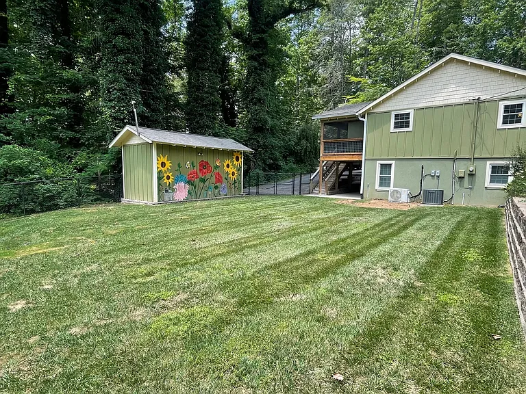 631 Probart St — Photo 18