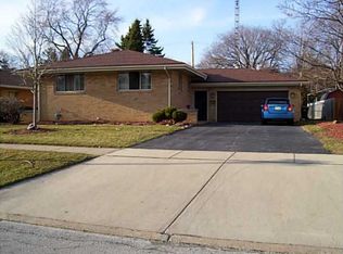 2719 Gladhaven Dr, Oregon, OH 43616