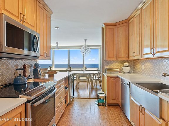 5th image of 1440 N Lake Shore Dr #28FH