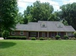 103 Avalon Dr, Columbia, TN 38401