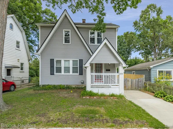 970 Pearson St, Ferndale, MI 48220