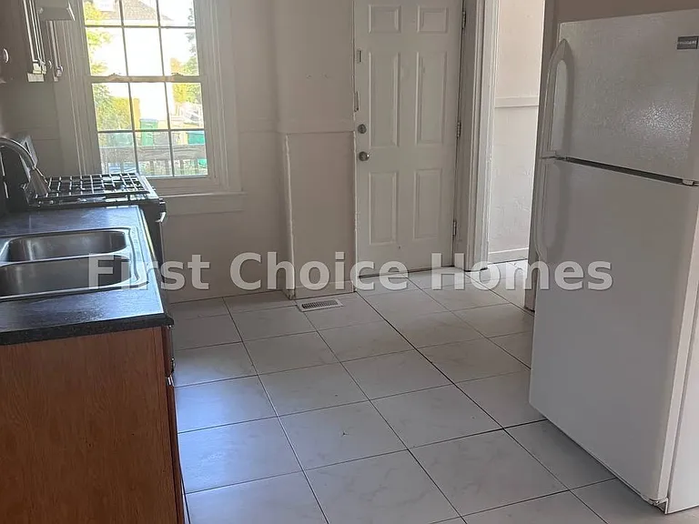2601 2nd Ave #1 — Photo 18
