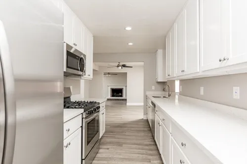 1119 E Bishop Dr Photo 1